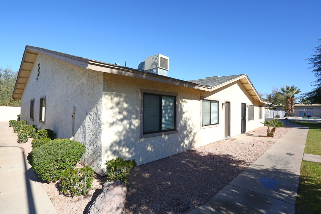 Orangedale in Phoenix, AZ - Building Photo