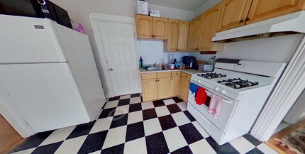 32 Gordon St, Unit 3 in Boston, MA - Foto de edificio - Building Photo