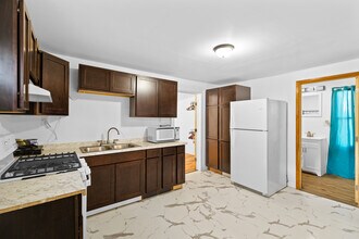 815 Chestnut St in Utica, NY - Building Photo - Building Photo