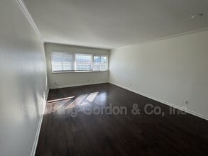 1900 Richard Jones Rd in Nashville, TN - Building Photo - Building Photo