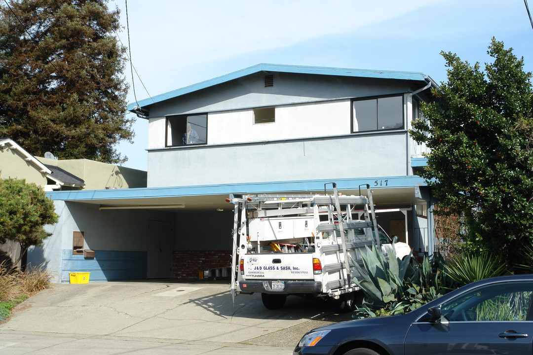 517 Stannage Ave in Albany, CA - Building Photo