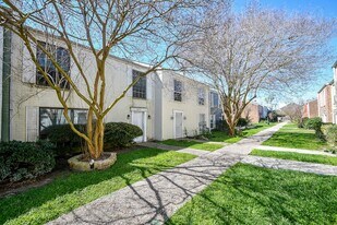 4258 Belle Park Dr in Houston, TX - Building Photo