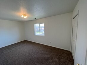 1836 W 950 N in Saint George, UT - Building Photo - Building Photo