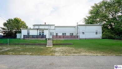 3640 Flaherty Rd in Vine Grove, KY - Building Photo - Building Photo