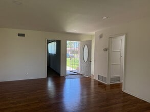 6302 San Lorenzo Dr in Buena Park, CA - Building Photo - Building Photo