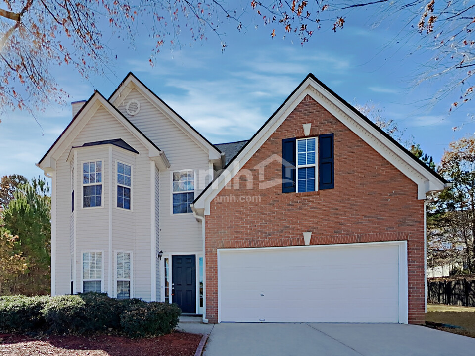 3098 Tuggle Ives Dr NE in Buford, GA - Building Photo