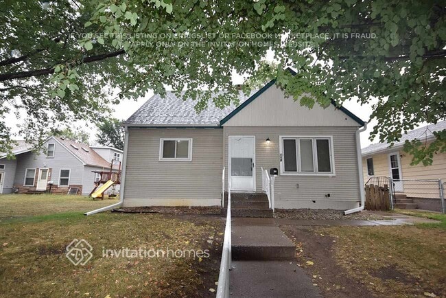 property at 118 14th Ave N