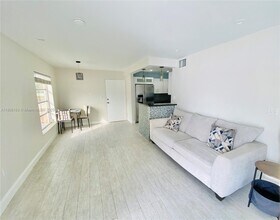1441 Lincoln Rd in Miami Beach, FL - Building Photo - Building Photo
