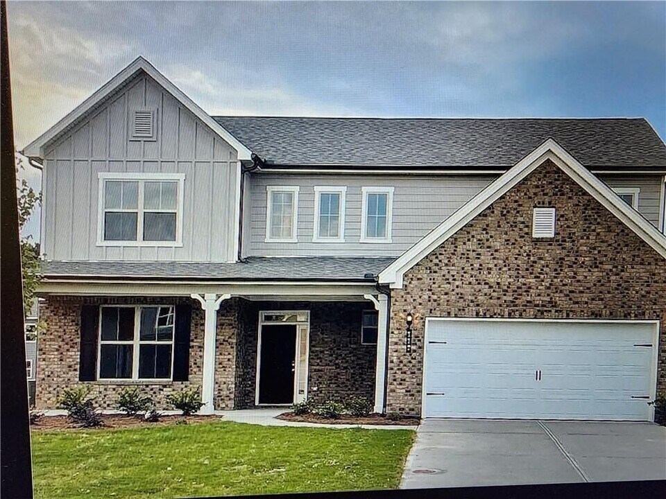 112 Blue Iris Ct in Winder, GA - Foto de edificio