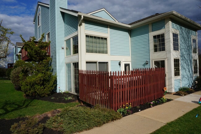 property at 200 Wheatsheaf Ln