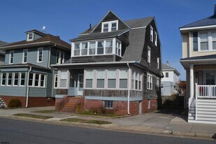 19 S Surrey Ave in Ventnor City, NJ - Building Photo