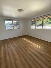 2338 Amoomoo St in Pearl City, HI - Building Photo - Building Photo