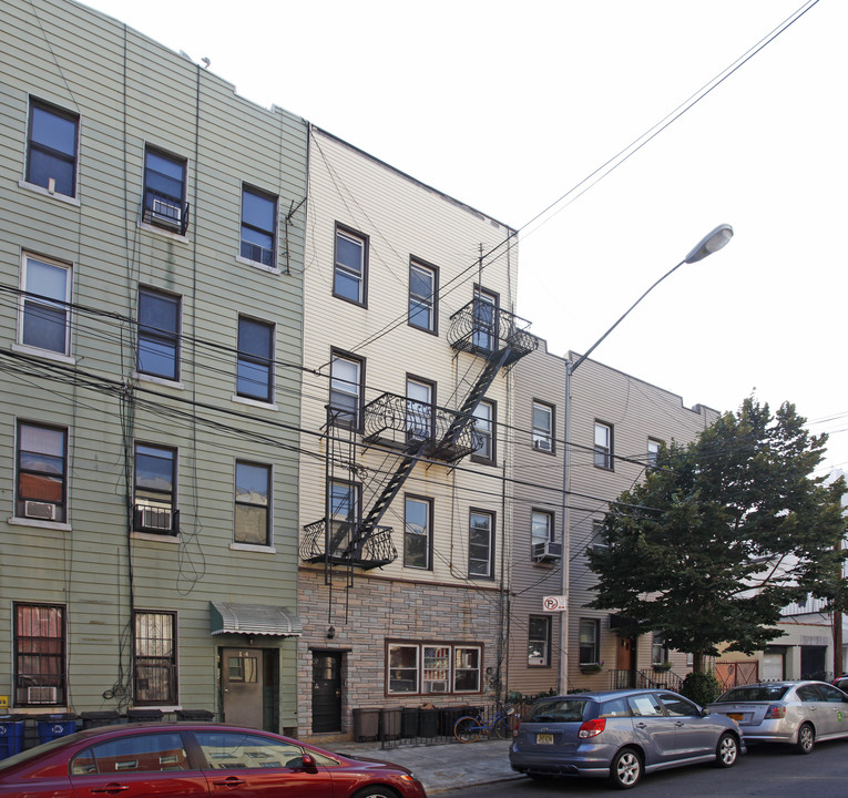 12 Judge St in Brooklyn, NY - Building Photo