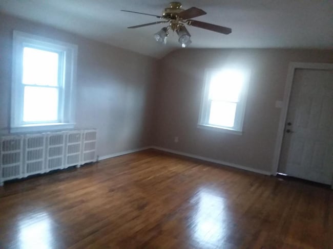 48 Buckwalter Rd in Spring City, PA - Building Photo - Building Photo