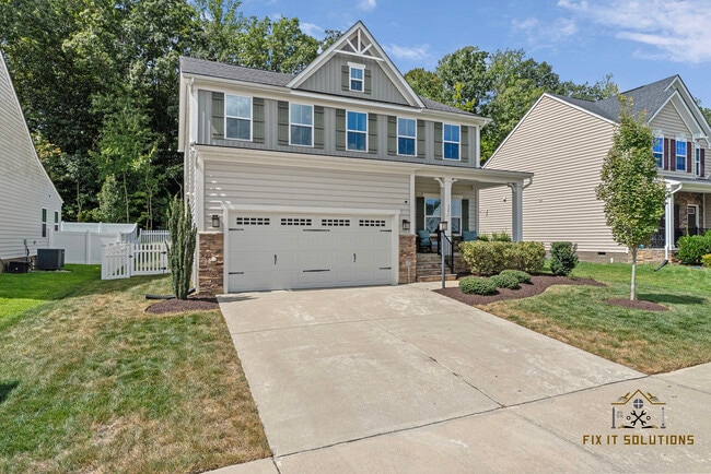 321 Boltons Mill Pkwy in Williamsburg, VA - Foto de edificio - Building Photo