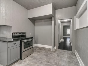 1149 N McKinley Ave in Oklahoma City, OK - Foto de edificio - Building Photo