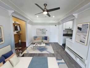 Flint 301 S Kenmore LLC in Los Angeles, CA - Building Photo - Interior Photo
