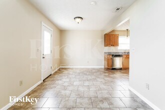 3955 Rosette Dr in Grove City, OH - Building Photo - Building Photo