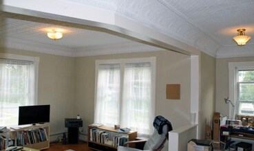 22 Phillips St, Unit 4 in Greenfield, MA - Building Photo - Building Photo