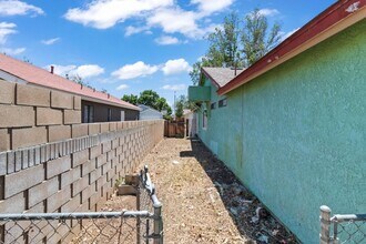 2539 Garnet Ln in Lancaster, CA - Building Photo - Building Photo