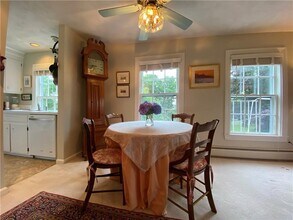 141 Narragansett Ave in Newport, RI - Building Photo - Building Photo