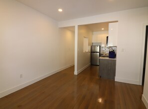 5 Peterborough St, Unit 11 Peterborough #10 in Boston, MA - Foto de edificio - Building Photo