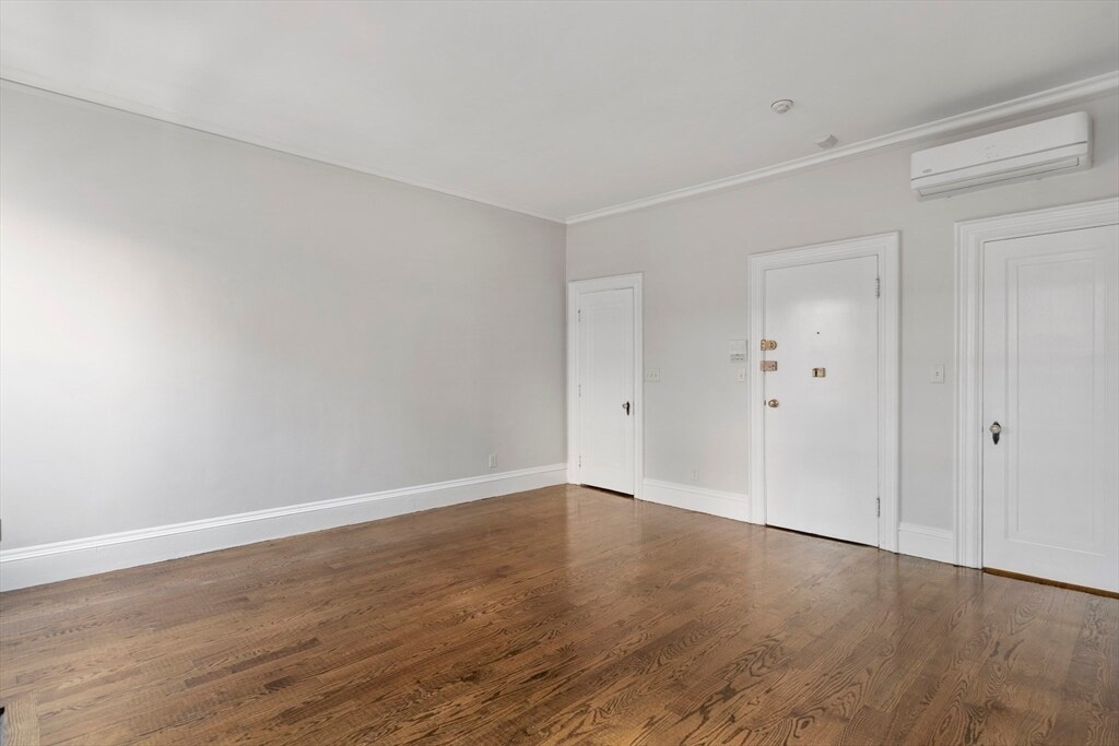 232 Newbury St, Unit 32 in Boston, MA - Foto de edificio