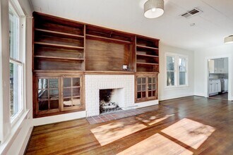 530 Frasier St in Houston, TX - Foto de edificio - Building Photo