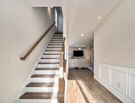 394 Greenleaf in Lilburn, GA - Building Photo