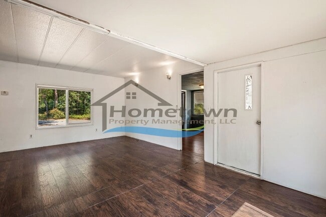 property at 468800 US-95