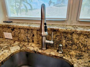 2008 S Federal Hwy in Boynton Beach, FL - Foto de edificio - Building Photo