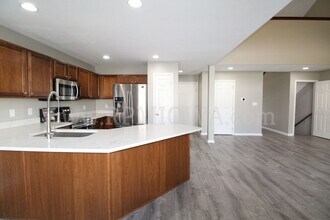 2211 NW Bayberry Ln in Ankeny, IA - Building Photo - Building Photo