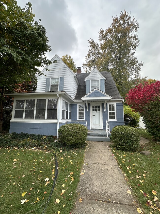 property at 2509 Erskine Blvd