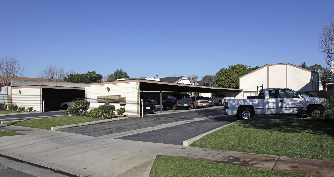 224 Avocado St in Costa Mesa, CA - Foto de edificio