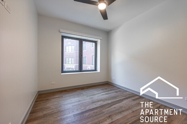 1325 W Estes Ave, Unit 1325 W. Estes in Chicago, IL - Building Photo - Building Photo