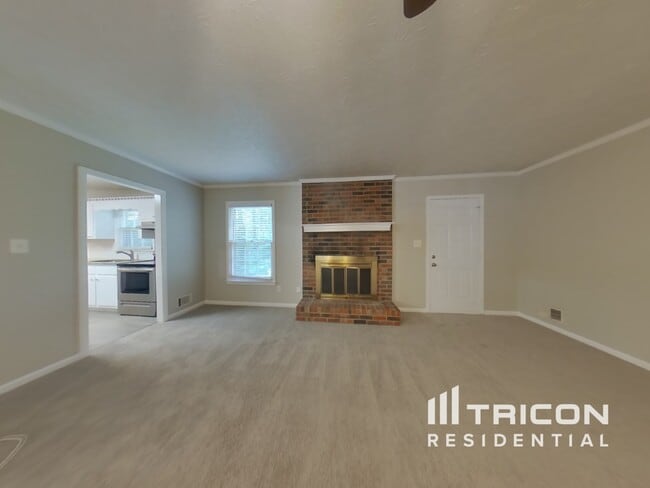 611 Greenview Ave SE in Conyers, GA - Building Photo - Building Photo