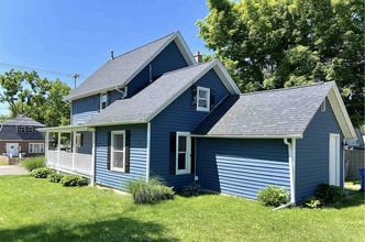 1436 W Main St in Owosso, MI - Building Photo - Building Photo