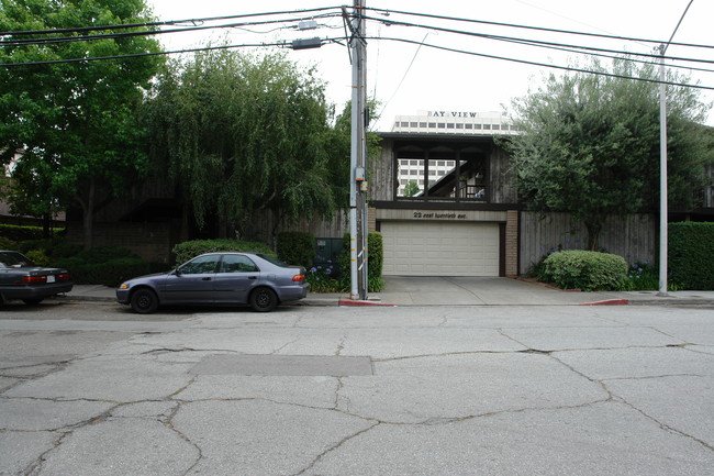 22 E 20th Ave in San Mateo, CA - Building Photo - Building Photo