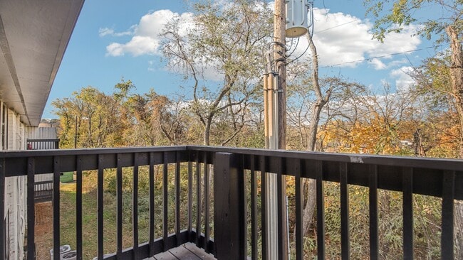 Compass Vista in Nashville, TN - Building Photo - Building Photo