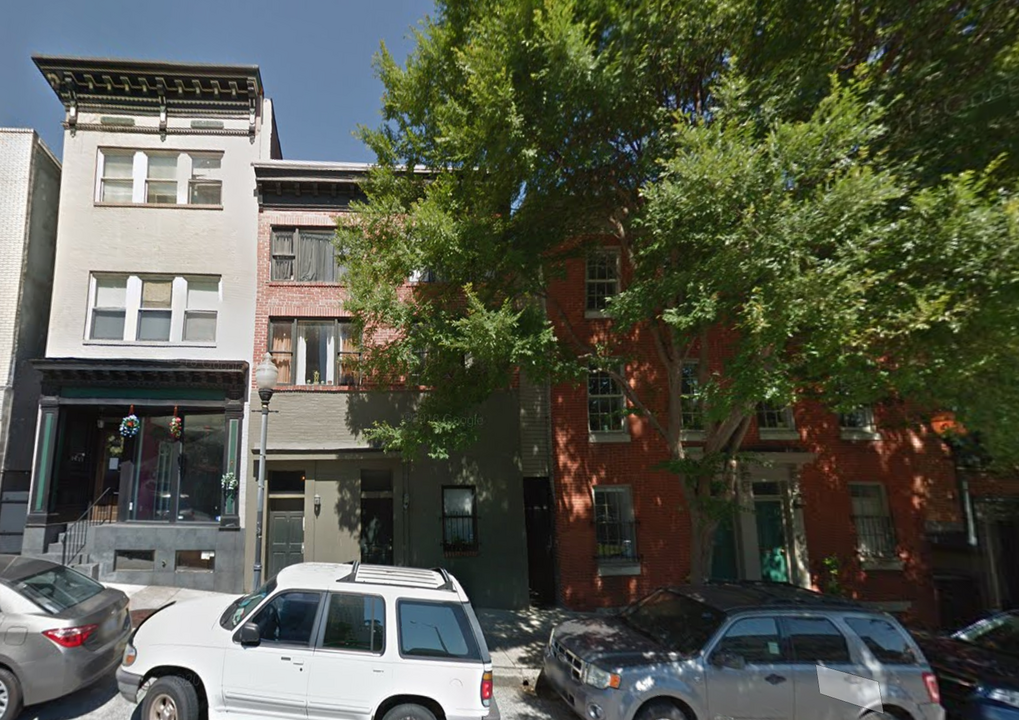 516 St Paul Pl in Baltimore, MD - Foto de edificio