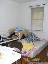 17 Cummings Rd, Unit 5 in Boston, MA - Foto de edificio - Building Photo