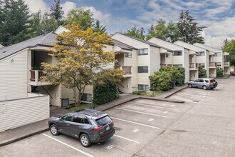 Second Wind Apartments in Portland, OR - Building Photo - Primary Photo