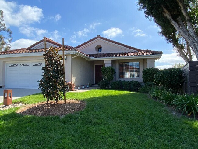 2265 Lagoon View Dr in Encinitas, CA - Building Photo - Building Photo