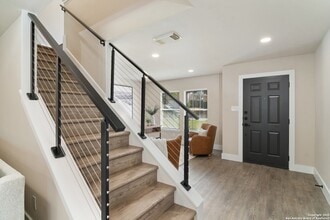 21450 Bubbling Creek, Unit 1 in San Antonio, TX - Building Photo - Building Photo