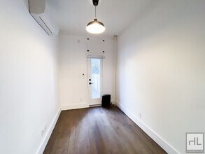 Carroll Gardens 3-Bed 1 Bath in Brooklyn, NY - Building Photo - Building Photo