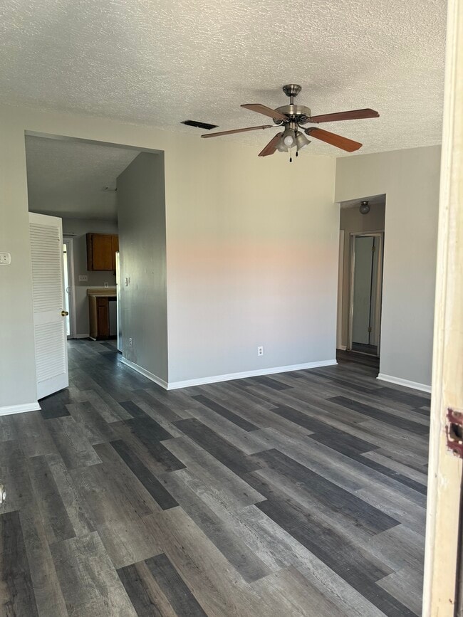 4431 W 19th St, Unit 4431-D in Panama City, FL - Building Photo - Building Photo