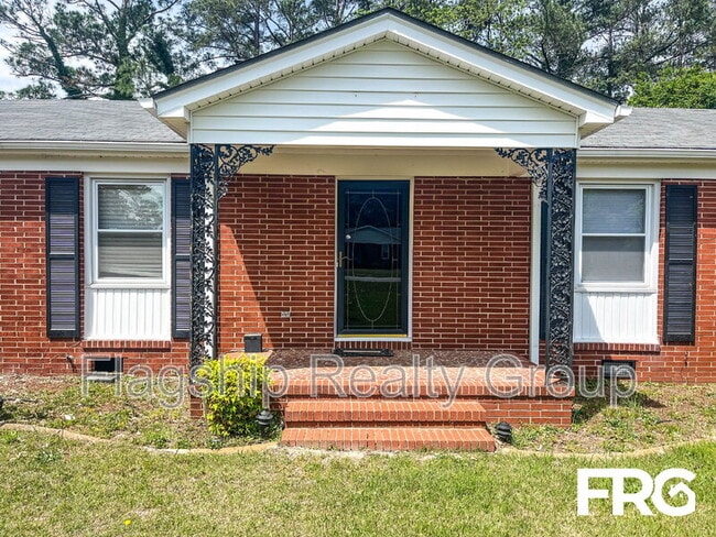1801 E Azalea Dr in Goldsboro, NC - Building Photo - Building Photo