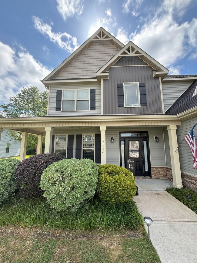 311 Bear Run in Maple Hill, NC - Building Photo - Building Photo