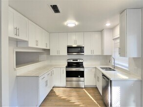 606 Golfview Dr in Richmond, TX - Building Photo - Building Photo