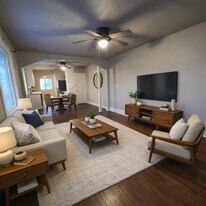 317 Dunnwood Dr in Fort Wayne, IN - Building Photo